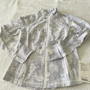 Women’s define jacket NWT